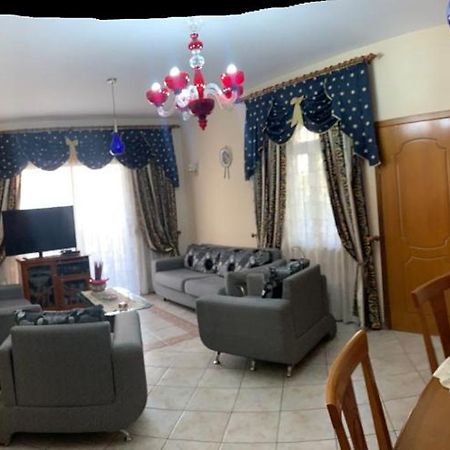 Christina'S House With 2 Bedrooms And Free Parking ジロカストラ エクステリア 写真