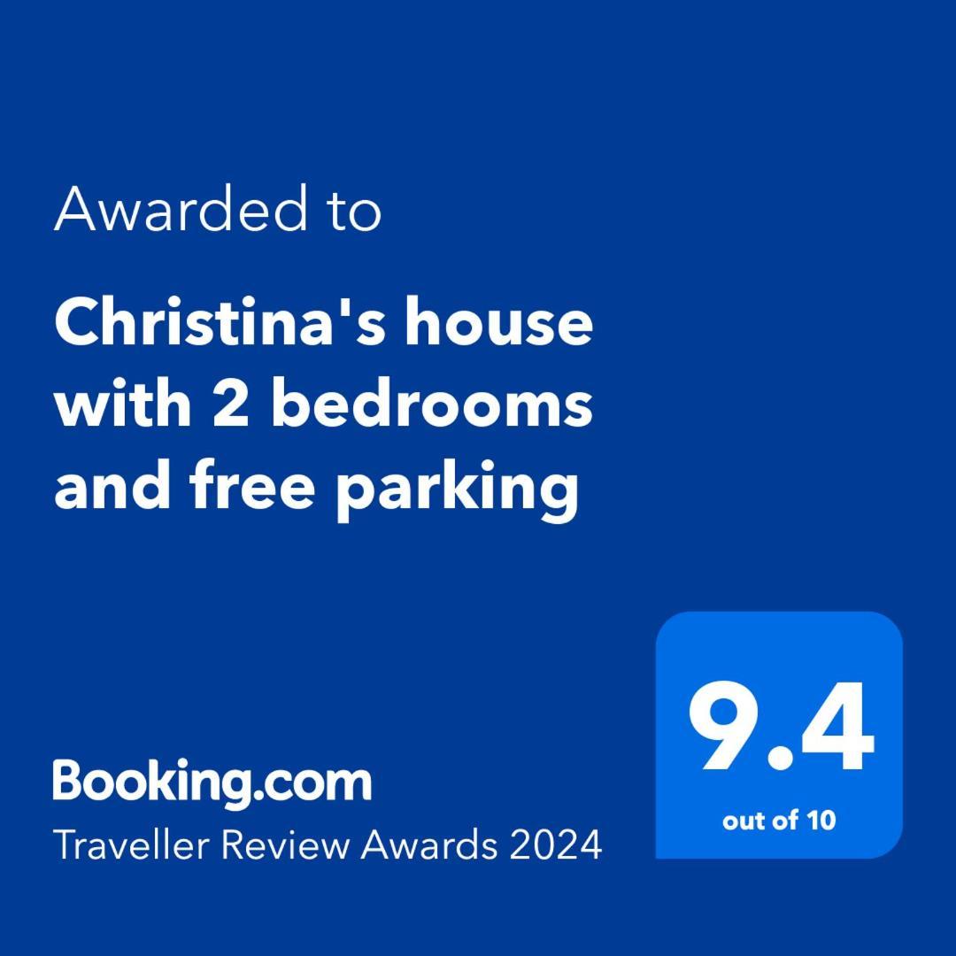 Christina'S House With 2 Bedrooms And Free Parking ジロカストラ エクステリア 写真